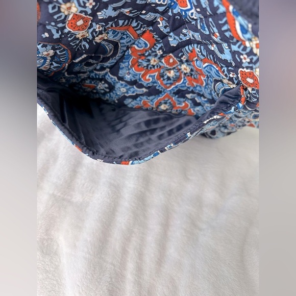 Vera Bradley Mailbag Crossbody - Picture 9 of 9